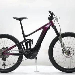 LIV Intrigue X E+1 2022 T.S