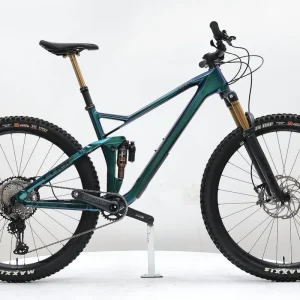 CUBE Sterero ONE 22 HPC 2023 T.L