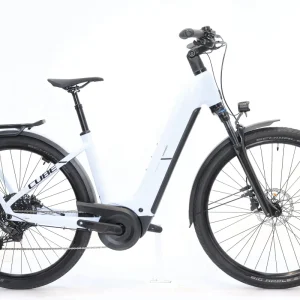 CUBE Kathmandu Hybrid ONE 800 2025 T.S