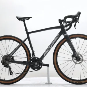 MEGAMO WEST 15 2025 LOT Gris