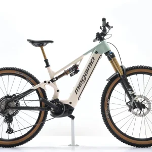 MEGAMO Flame AL 03 2025